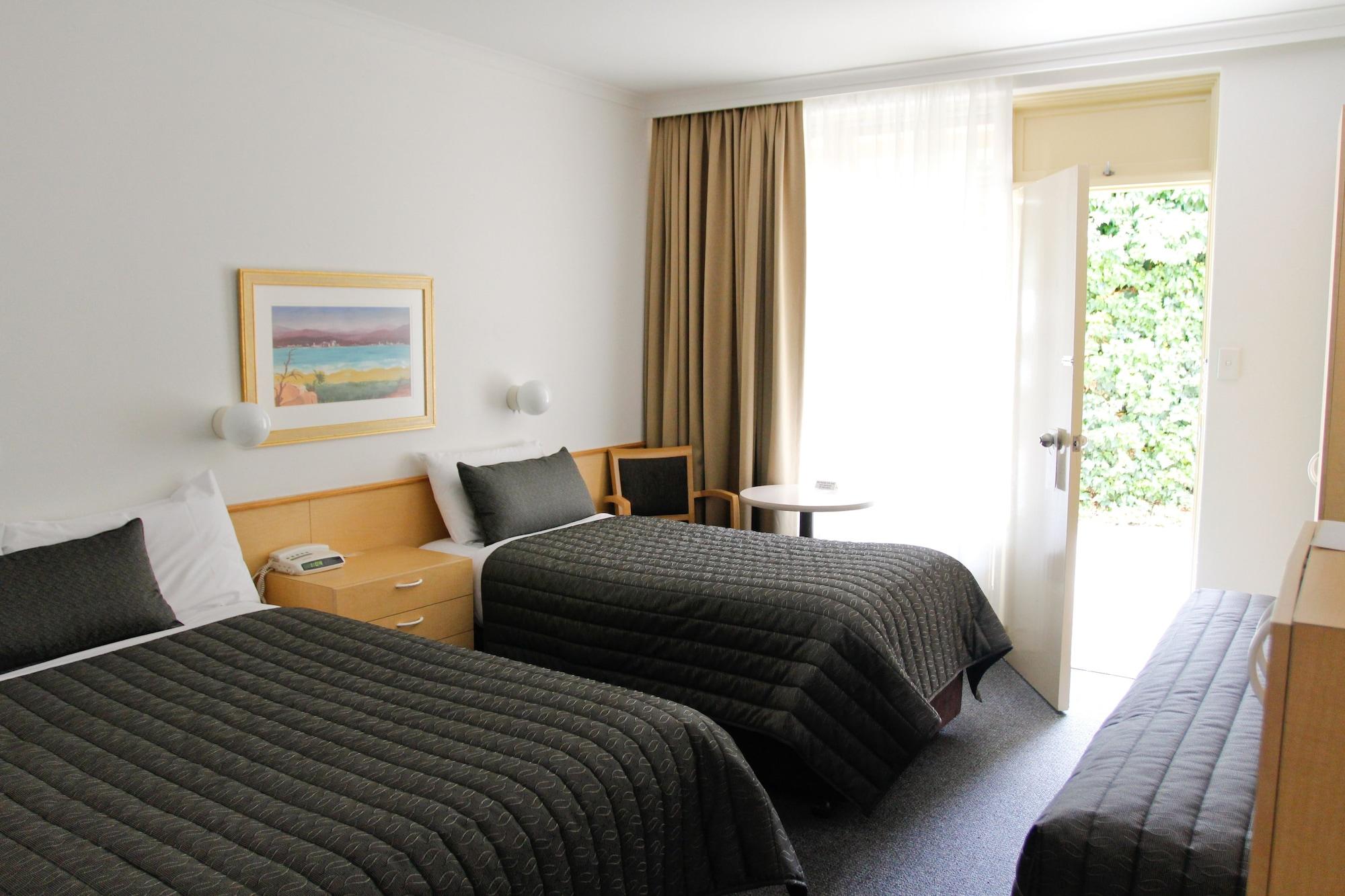 Mid City Motor Inn Queanbeyan Dış mekan fotoğraf