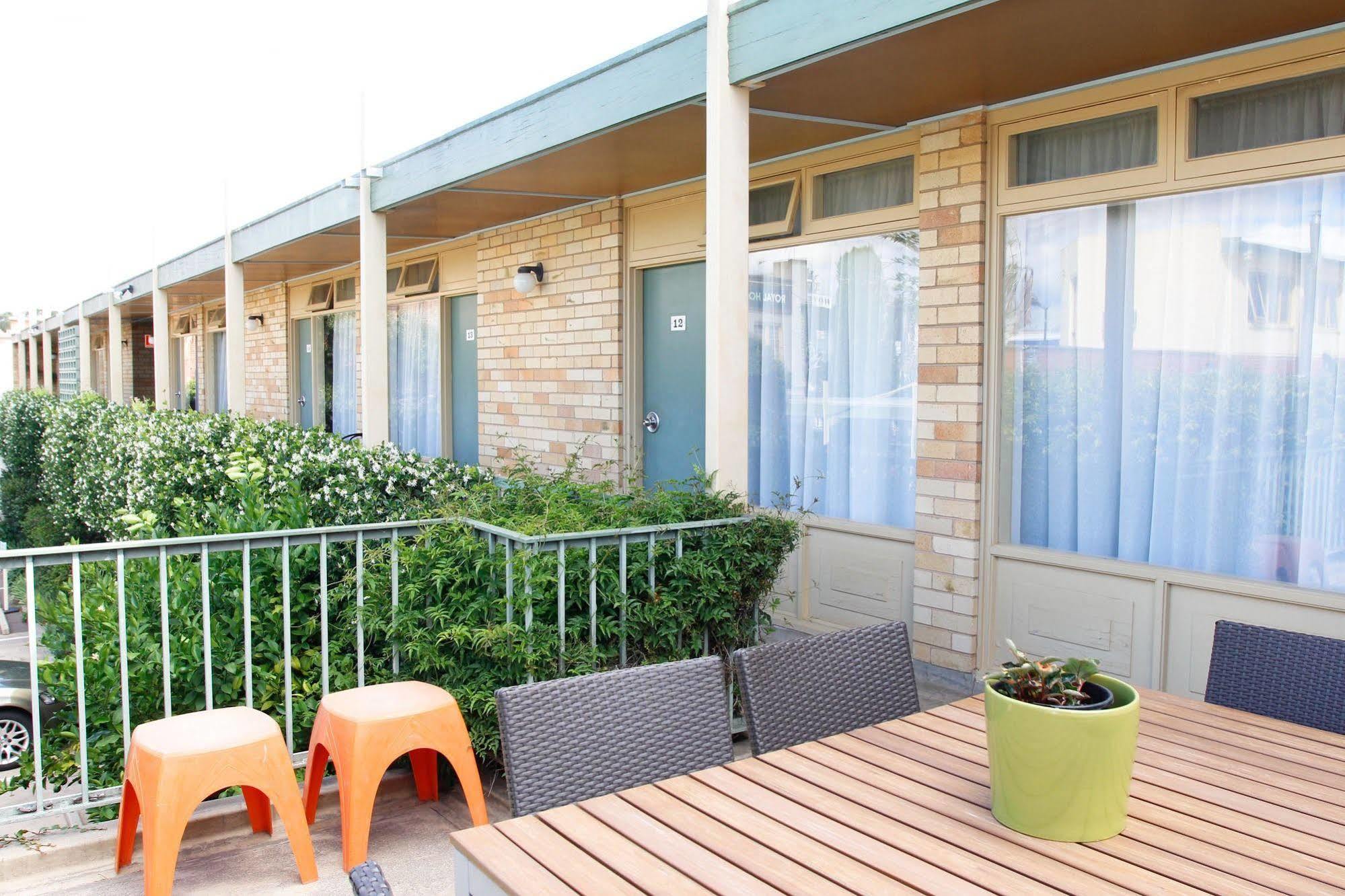 Mid City Motor Inn Queanbeyan Dış mekan fotoğraf