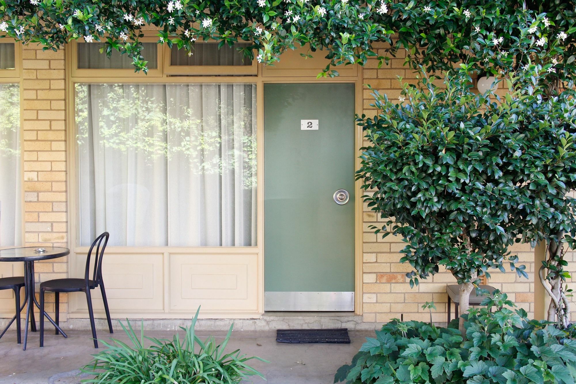 Mid City Motor Inn Queanbeyan Dış mekan fotoğraf